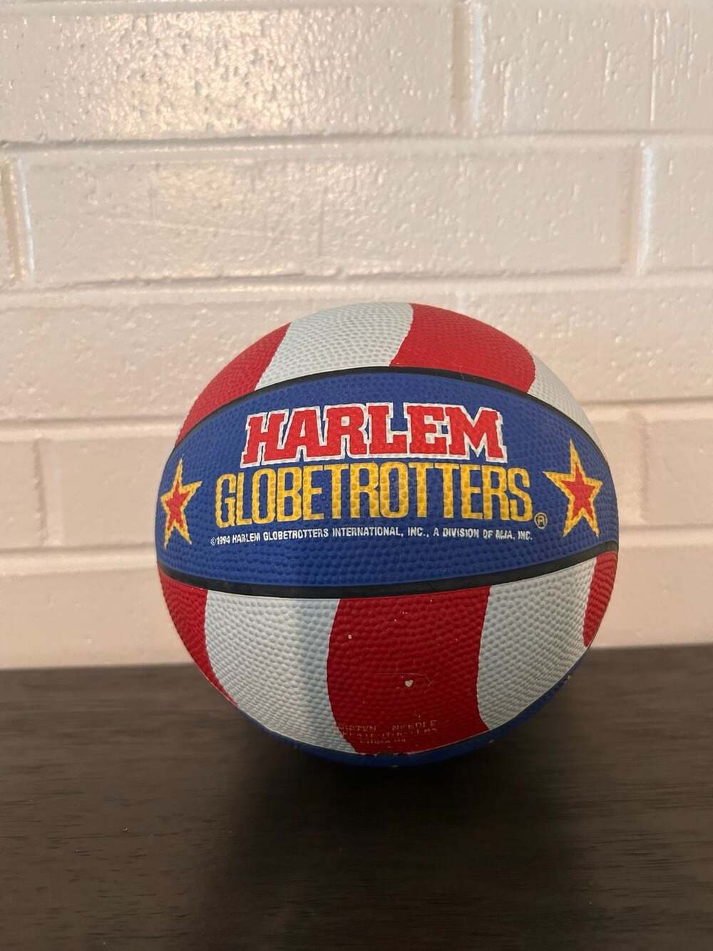 Vintage 1994 Baden Harlem Globetrotters Mini Basketball